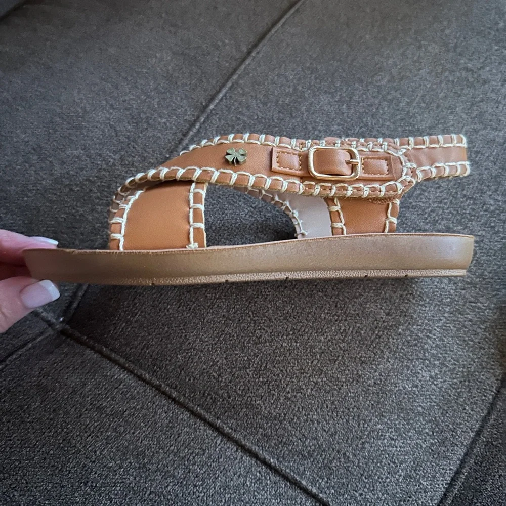 Lucky Brand Girl’s Tan Strappy Sandals with White Stitching Size 2